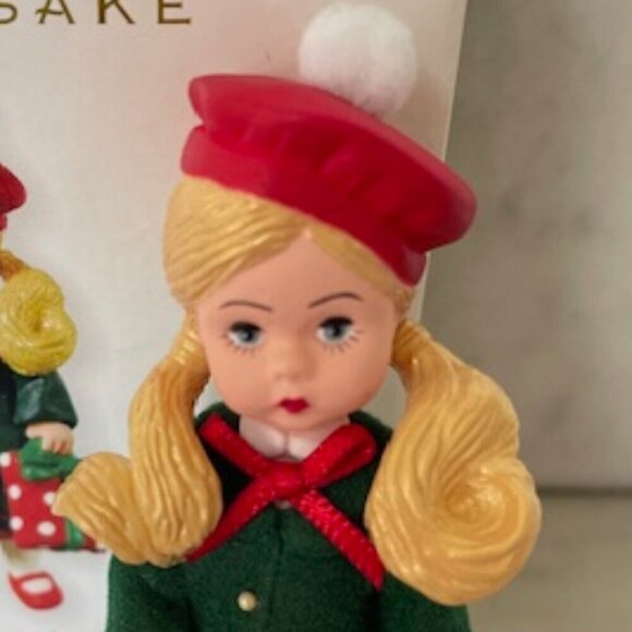 HALLMARK Madame Alexander Yuletide Shopper 2011 Ornament #16 IOB - Picture 3 of 14